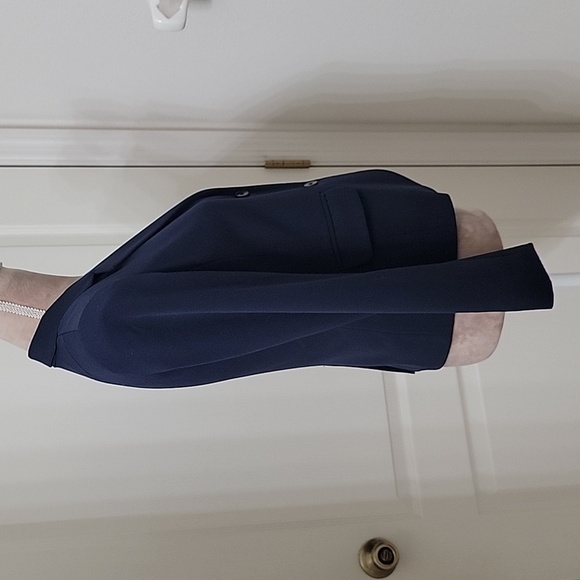 Gap Size 0 Navy Blue Fitted Blazer, Double Button, Excellent Used Condition - Picture 4 of 13